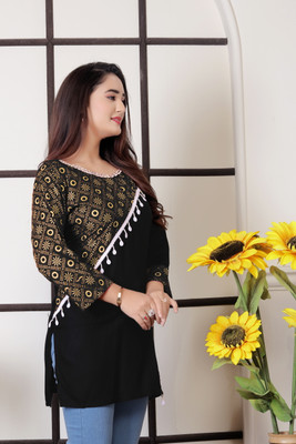 FULPARI Women Printed Straight Kurta(Multicolor)