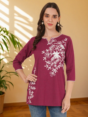 Miss Peach Women Embroidered A-line Kurta(Maroon)