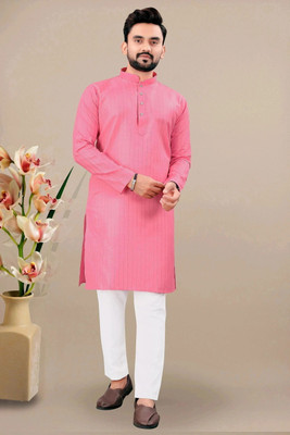 SHIVGARMENT Men Solid Straight Kurta(Orange)