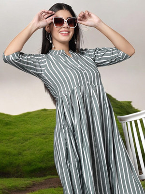 Ladylaz Women Striped Straight Kurta(Grey)