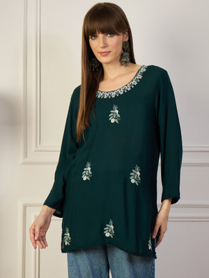 VredeVogel Women Embroidered Straight Kurta(Blue)