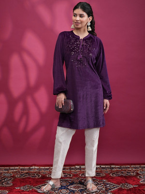 Vishudh Women Embroidered Straight Kurta(Purple)