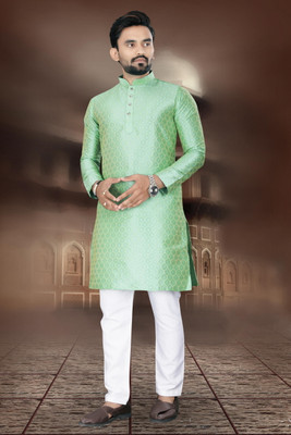 vuriq Men Solid Straight Kurta(Light Green)