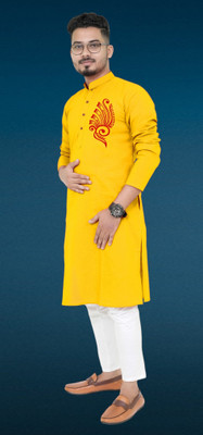Vastra Trends Men Self Design Straight Kurta(Yellow)