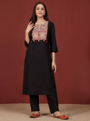 Varanga Women Printed Straight Kurta(Black)