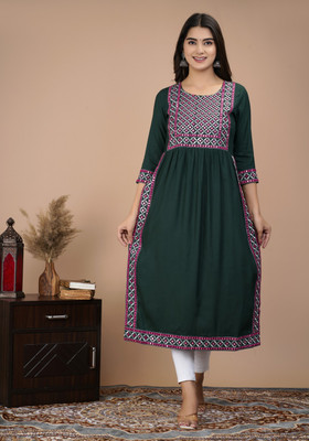 ASHISH PRINT Women Embroidered A-line Kurta(Dark Green)