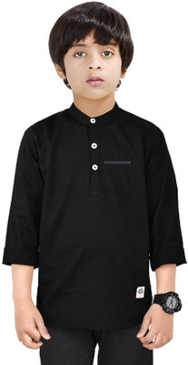 NirvaanaTrends Boys Solid Straight Kurta(Black)