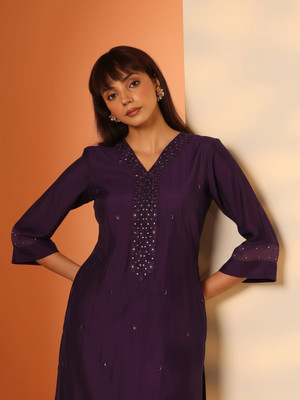 RARE THREAD Women Embellished, Self Design Straight Kurta(Purple)