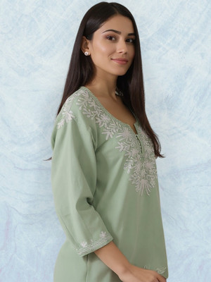 Libracreation Women Embroidered Straight Kurta(Green)