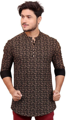 MADE IN THE SHADE Men Self Design Straight Kurta(Black, Yellow)