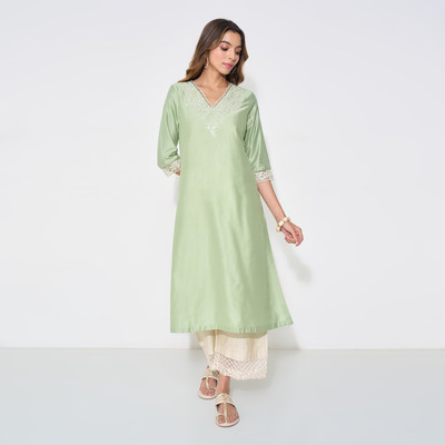 Rangmanch by Pantaloons Women Solid A-line Kurta(Green)
