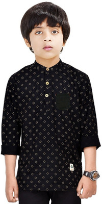 MADE IN THE SHADE Boys Printed Straight Kurta(Black)