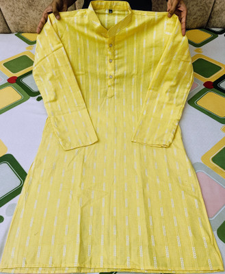 Jashna Men Self Design Straight Kurta(Yellow)