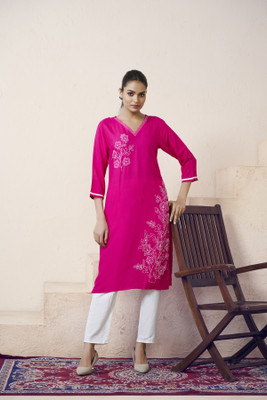 Zinsy Creation Women Chikan Embroidery Straight Kurta(Pink)