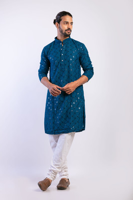 COLLARLINE Men Embroidered Straight Kurta(Blue)