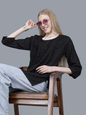 NAZAQAT ETHNIC INDIA Women Embroidered Straight Kurta(Black)