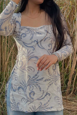 Krisna Creation Women Floral Print Straight Kurta(Light Blue)
