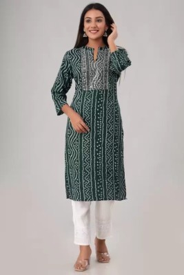 MF HAYAT Women Printed, Embroidered Straight Kurta(Green)