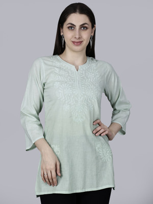 The Chikankari Story Women Embroidered Straight Kurta(Green)
