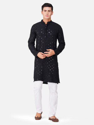 THE LITTLE BOY Men Embroidered Straight Kurta(Black)
