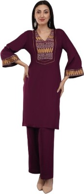 Krishika Kreation Women Embroidered A-line Kurta(Maroon)