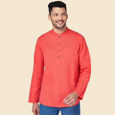 YU by Pantaloons Men Solid Straight Kurta(Red)