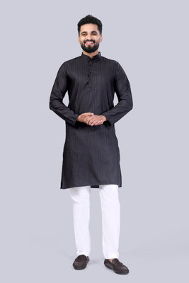 ShreeRaj Enterprise Men Solid Straight Kurta(Black)