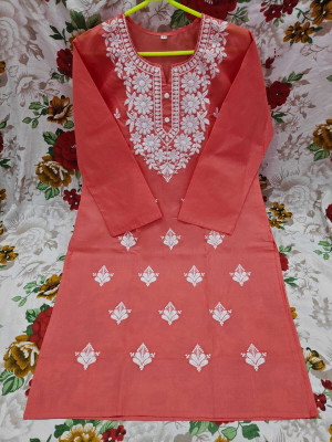 ABCOLLECTION Women Chikan Embroidery Straight Kurta(Red)