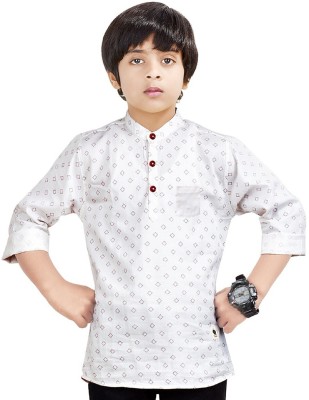 MADE IN THE SHADE Boys Printed Straight Kurta(White)