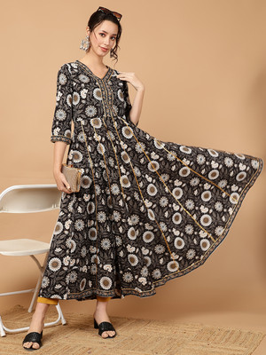 Evika Anarkali Gown(Black)