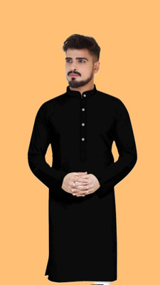 VINAARI Men Solid A-line Kurta(Black)