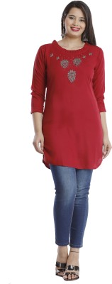 HouseOfCommon Women Embroidered Straight Kurta(Red)