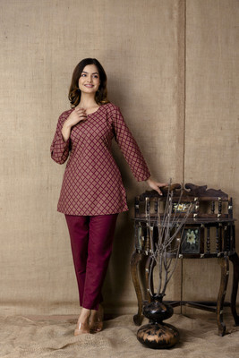 Chafi Collection Women Printed A-line Kurta(Maroon)