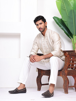 RANGKALP Men Printed A-line Kurta(Beige)