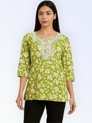 PP Clothing Women Embroidered Straight Kurta(Green)