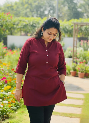 Envera Women Solid Straight Kurta(Maroon)