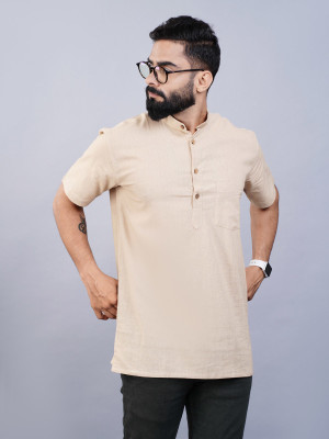 QuaClo Men Solid Straight Kurta(Beige)