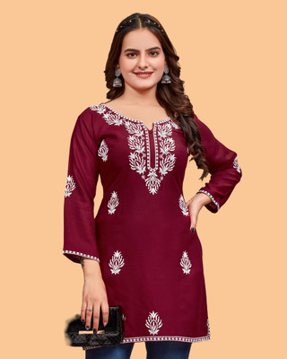DharmHouse Women Chikan Embroidery Straight Kurta(Maroon)