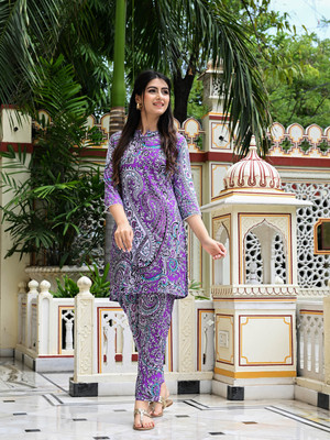 Yashank Creation Women Floral Print A-line Kurta(Multicolor)