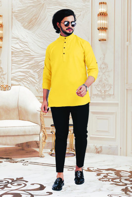 ART CURTAIN Men Solid Straight Kurta(Yellow)