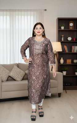 HH FASHIONS Women Embroidered, Floral Print A-line Kurta(Maroon)