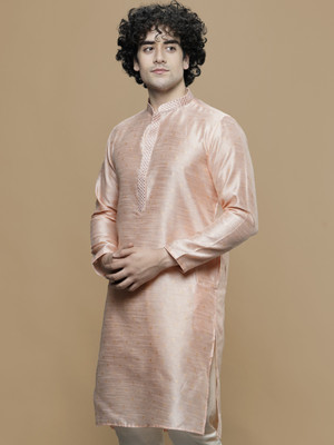 Maahi Fabs Men Self Design Straight Kurta(Orange)