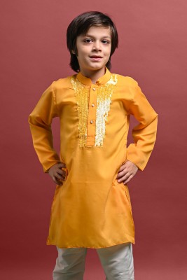 Vesham Boys Embroidered Straight Kurta(Yellow)