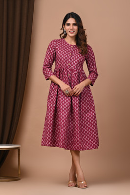 NAMDEV Women Floral Print A-line Kurta(Maroon)