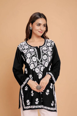 Sidhidata Women Embroidered Straight Kurta(Black)
