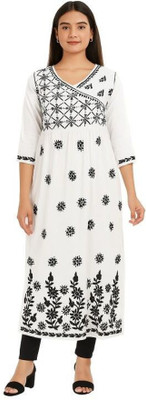 Beautyof lucknow Women Chikan Embroidery, Embroidered Straight Kurta(White, Black)