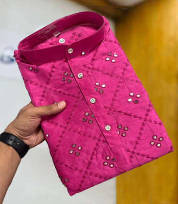 Simran Creation Men Embroidered Straight Kurta(Pink)