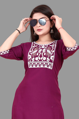 HARISH TEXTILE Women Embroidered A-line Kurta(Purple)