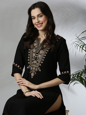 ANOUK Women Embroidered Straight Kurta(Multicolor)
