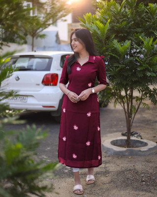 bindudi Women Printed Straight Kurta(Maroon)